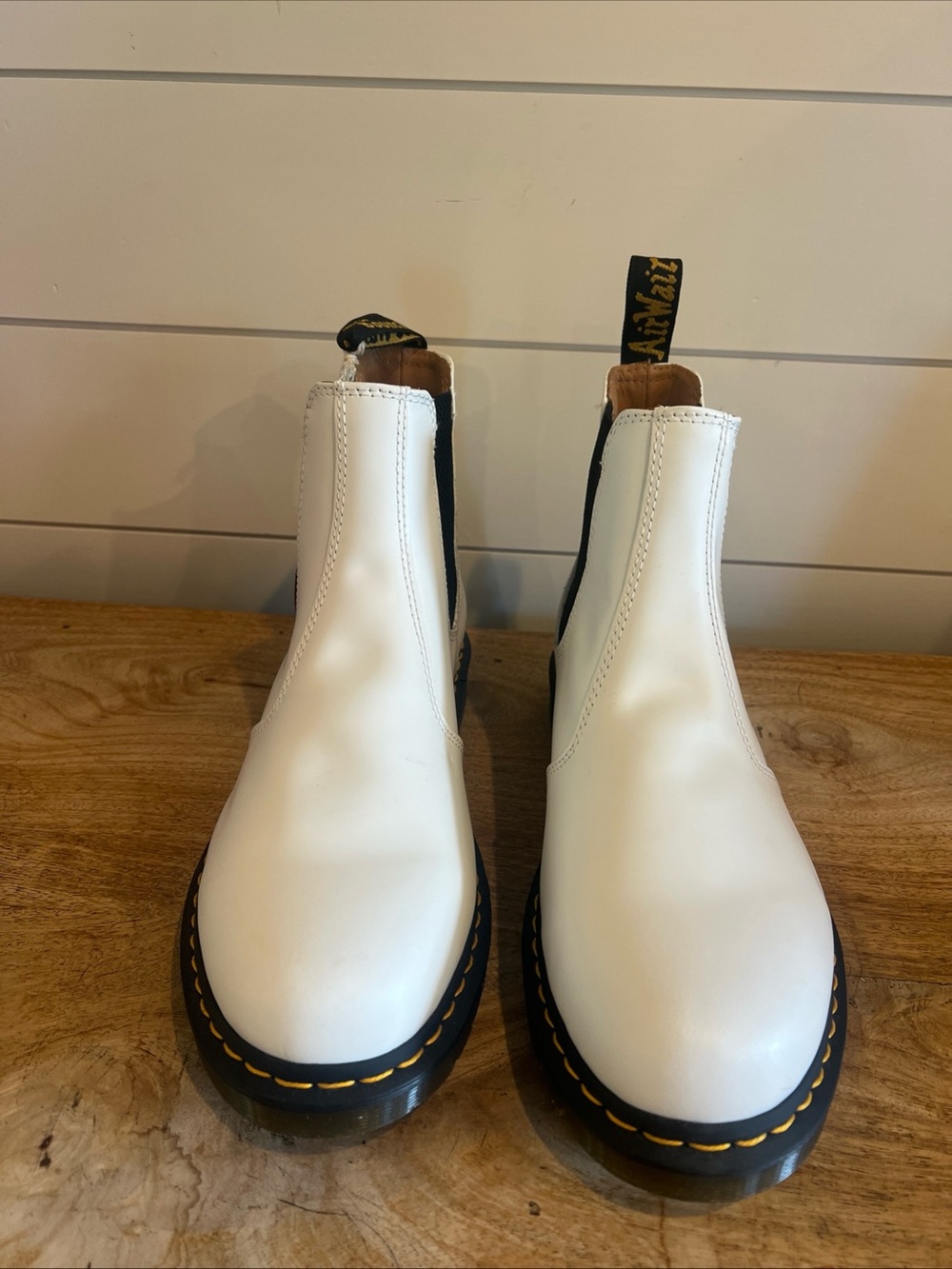 Dr. Martens 2976 YS Men’s White Smooth Leather Chelsea Boots US 11